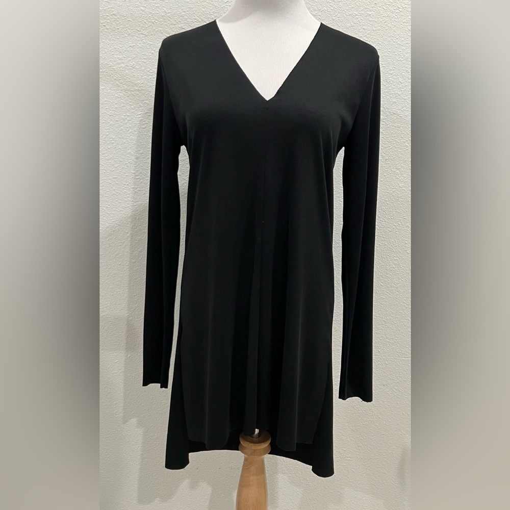 Trouve‎ Women’s Sweater Shift Dress Medium Black Long Sleeves High Low V-Neck
